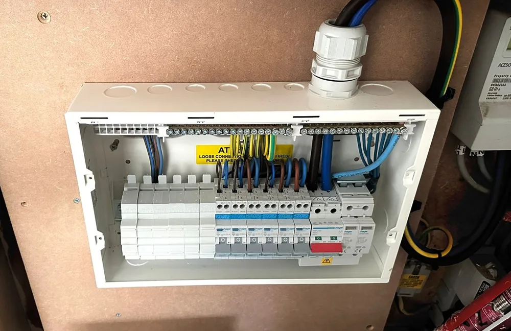 rewiring-box